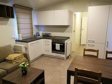 Фото номера Mobile Two-Bedroom Chalet Дома для отпуска Domki Largo nad Jeziorem Wdzydze г. Борск 6